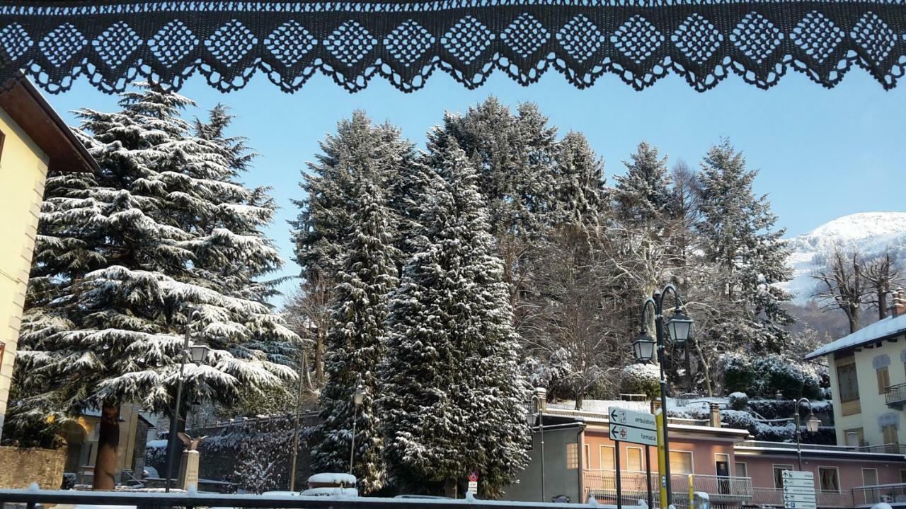 Albergo Ristorante Centro Vico Canavese 外观 照片