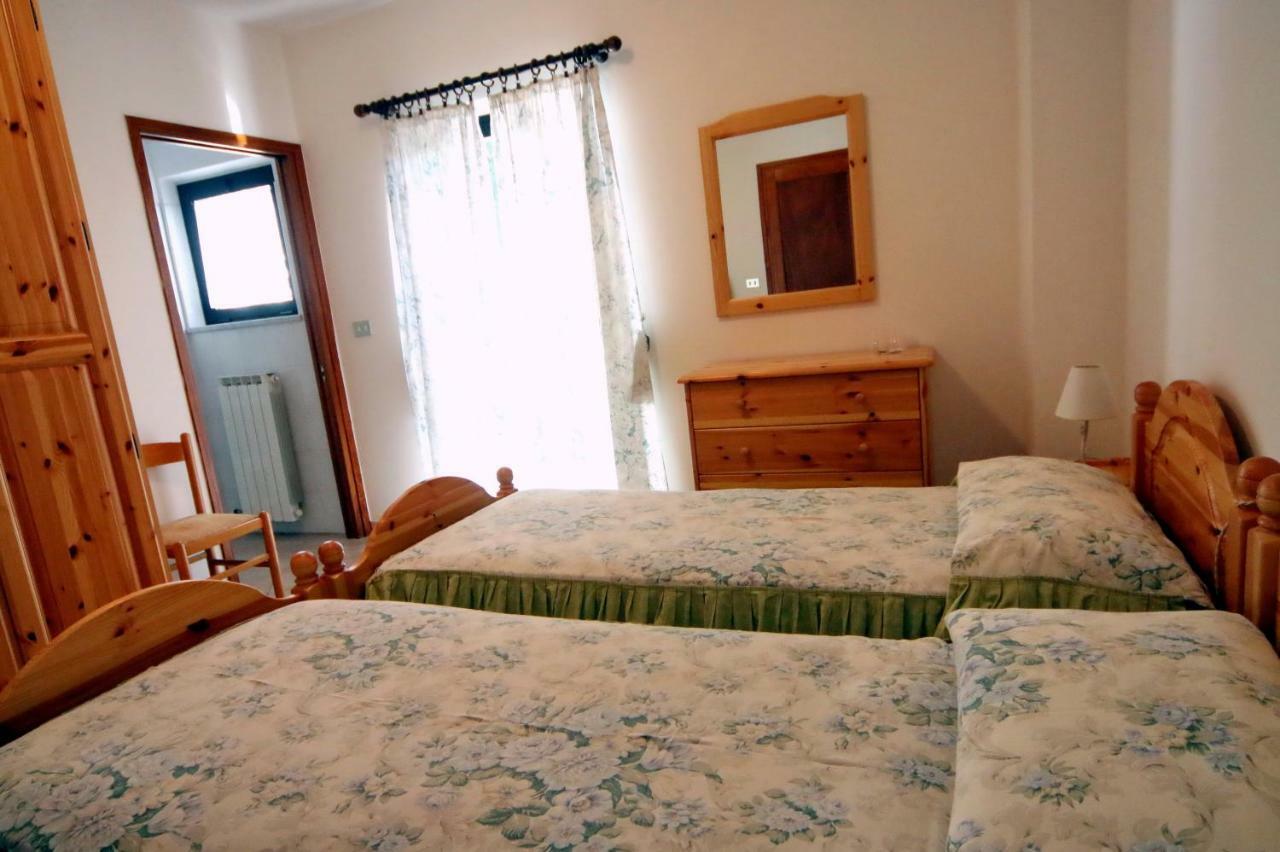 Albergo Ristorante Centro Vico Canavese 外观 照片