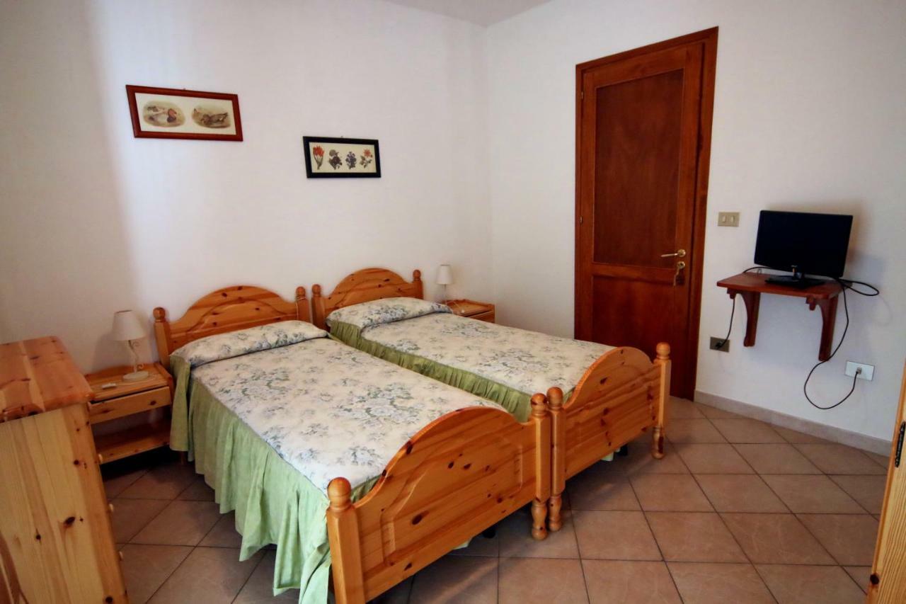 Albergo Ristorante Centro Vico Canavese 外观 照片