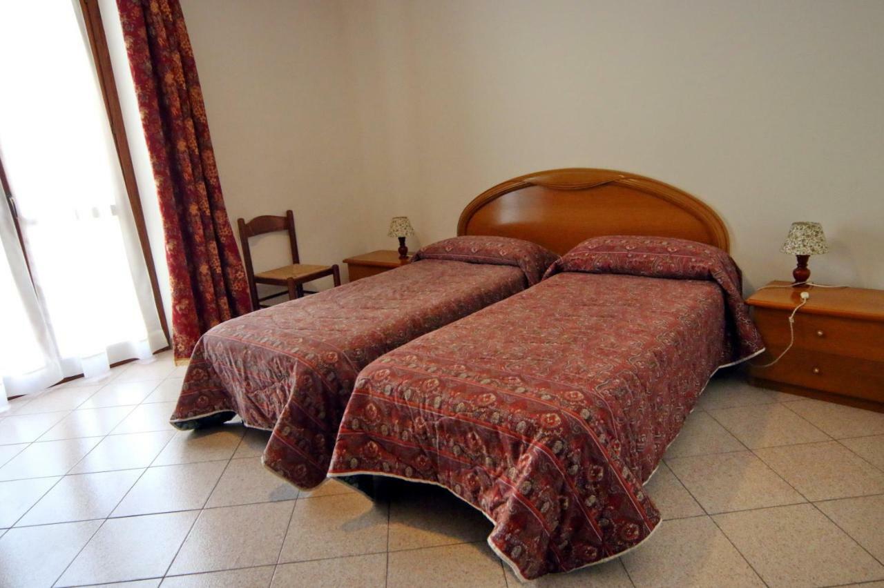 Albergo Ristorante Centro Vico Canavese 外观 照片